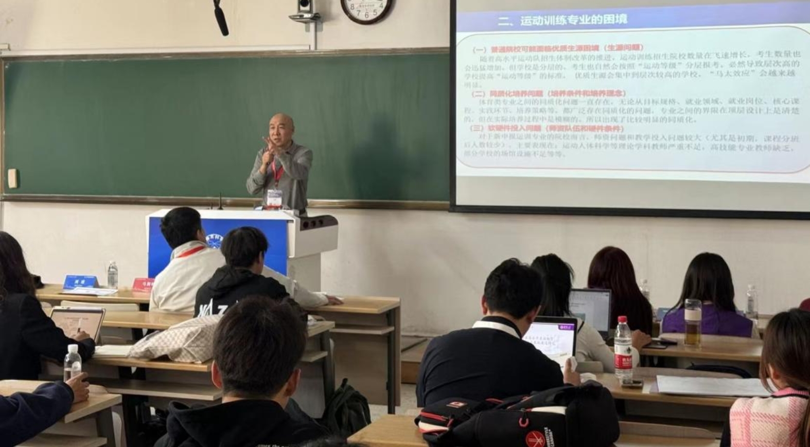 416fa93f176b4ea792171a0730a24609