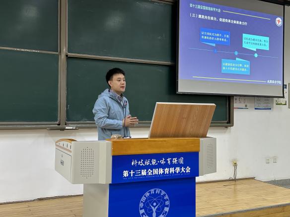 41e76b35718f458f99d96ae779557f01